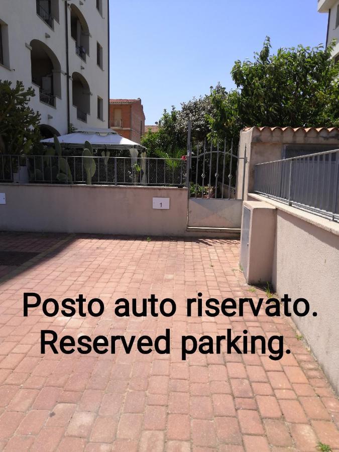 Valevalehome - Home Gallery With Fully Equipped Kitchen, Reserved Parking, Big Garden Olbia Exteriör bild
