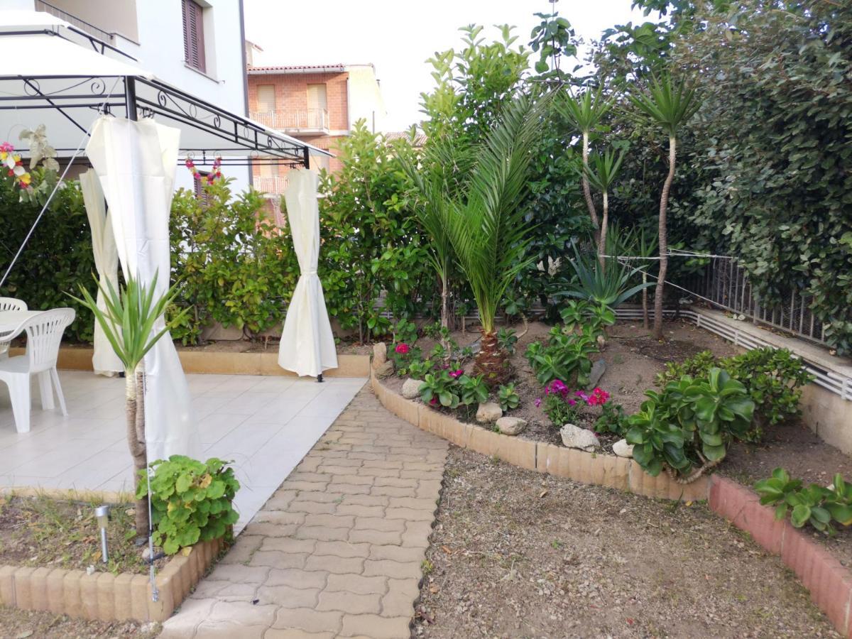 Valevalehome - Home Gallery With Fully Equipped Kitchen, Reserved Parking, Big Garden Olbia Exteriör bild